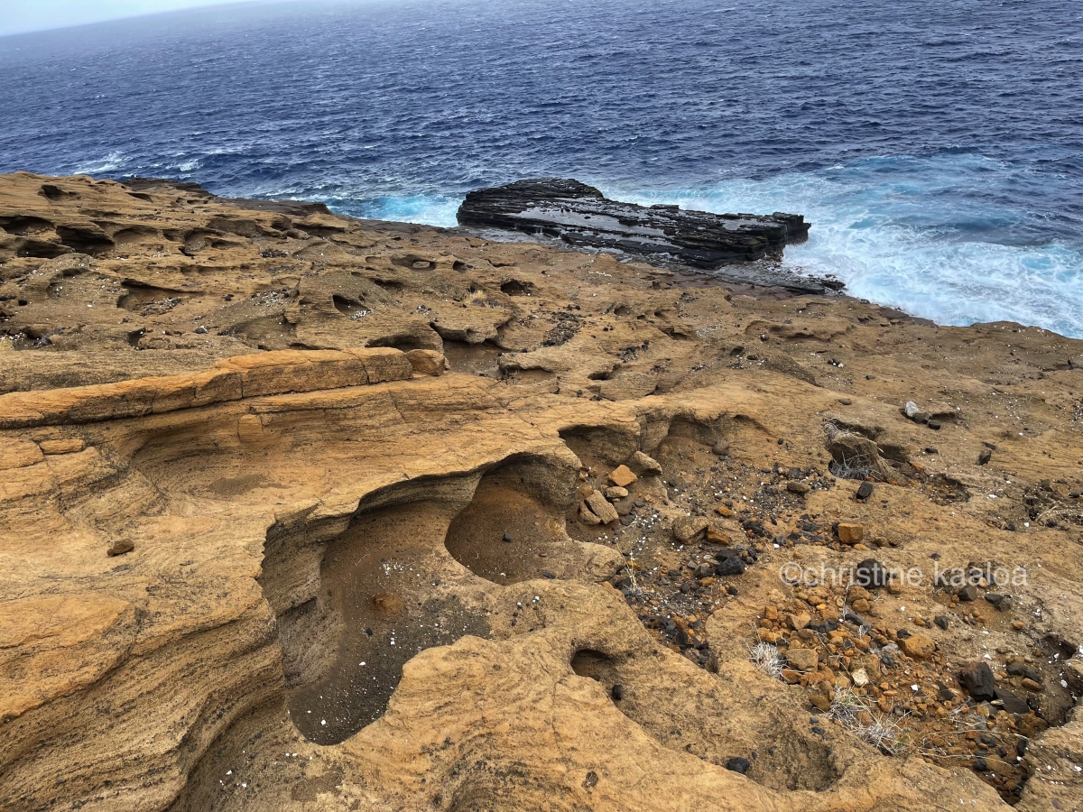 hanauma bay rock bridge